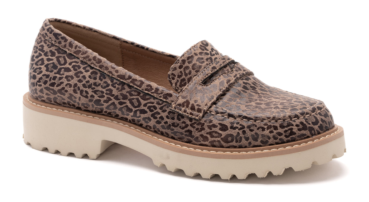 Boost - Small Leopard Loafers Corkys