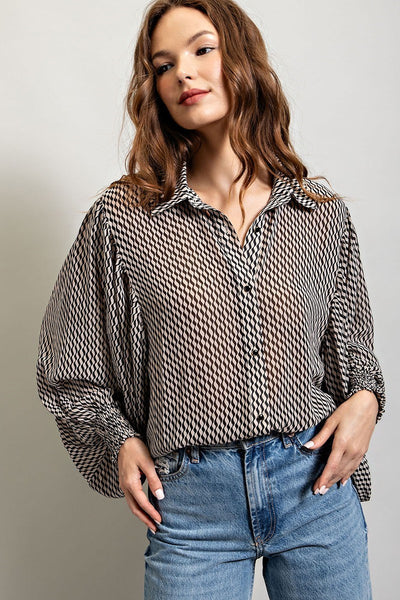 Printed Bubble Sleeve Shirt in a size large