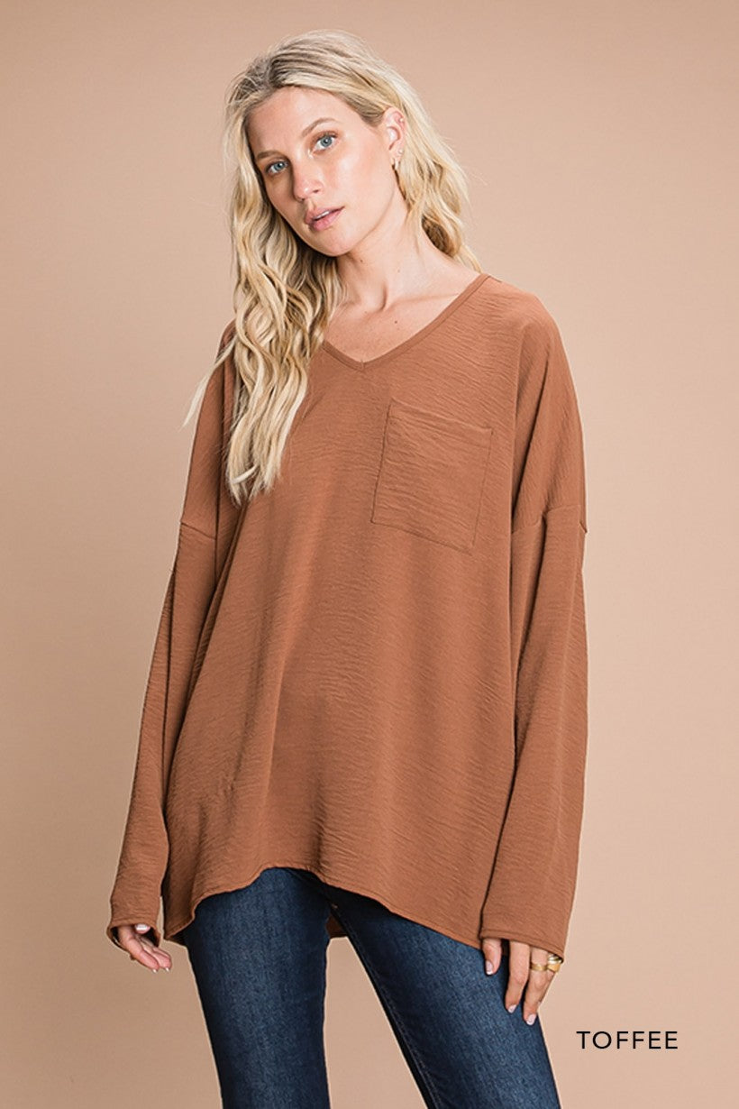 Solid V-Neck Pocket XL Top