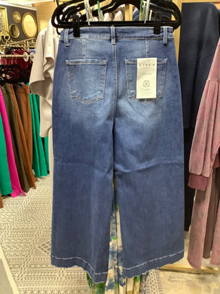 High Rise-Ankle Wide Leg Jeans