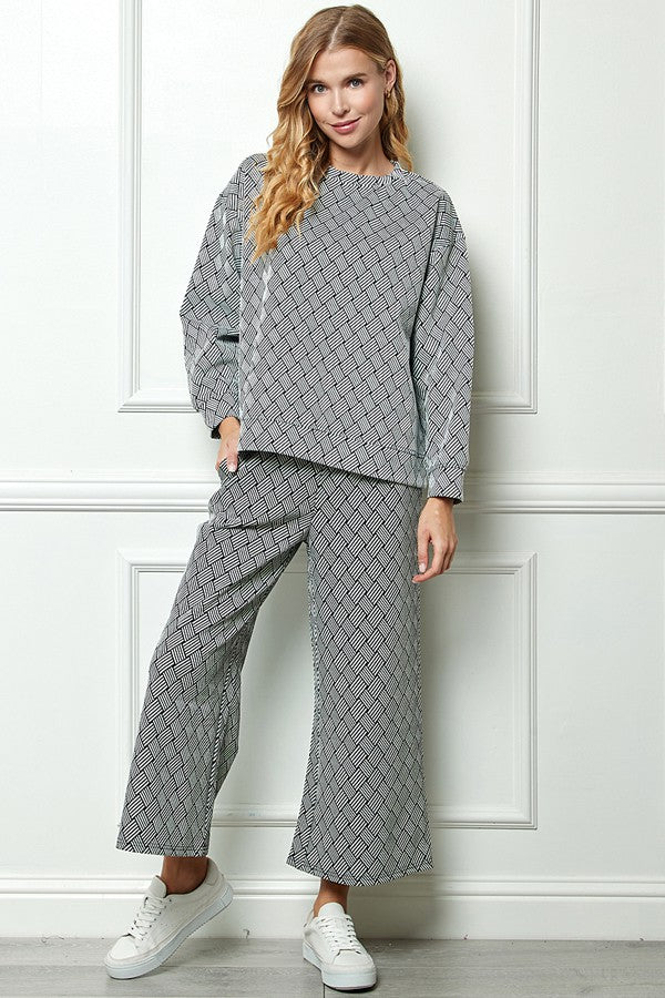 TEXTURED LONG SLEEVE LOUNGE TOP & PANTS