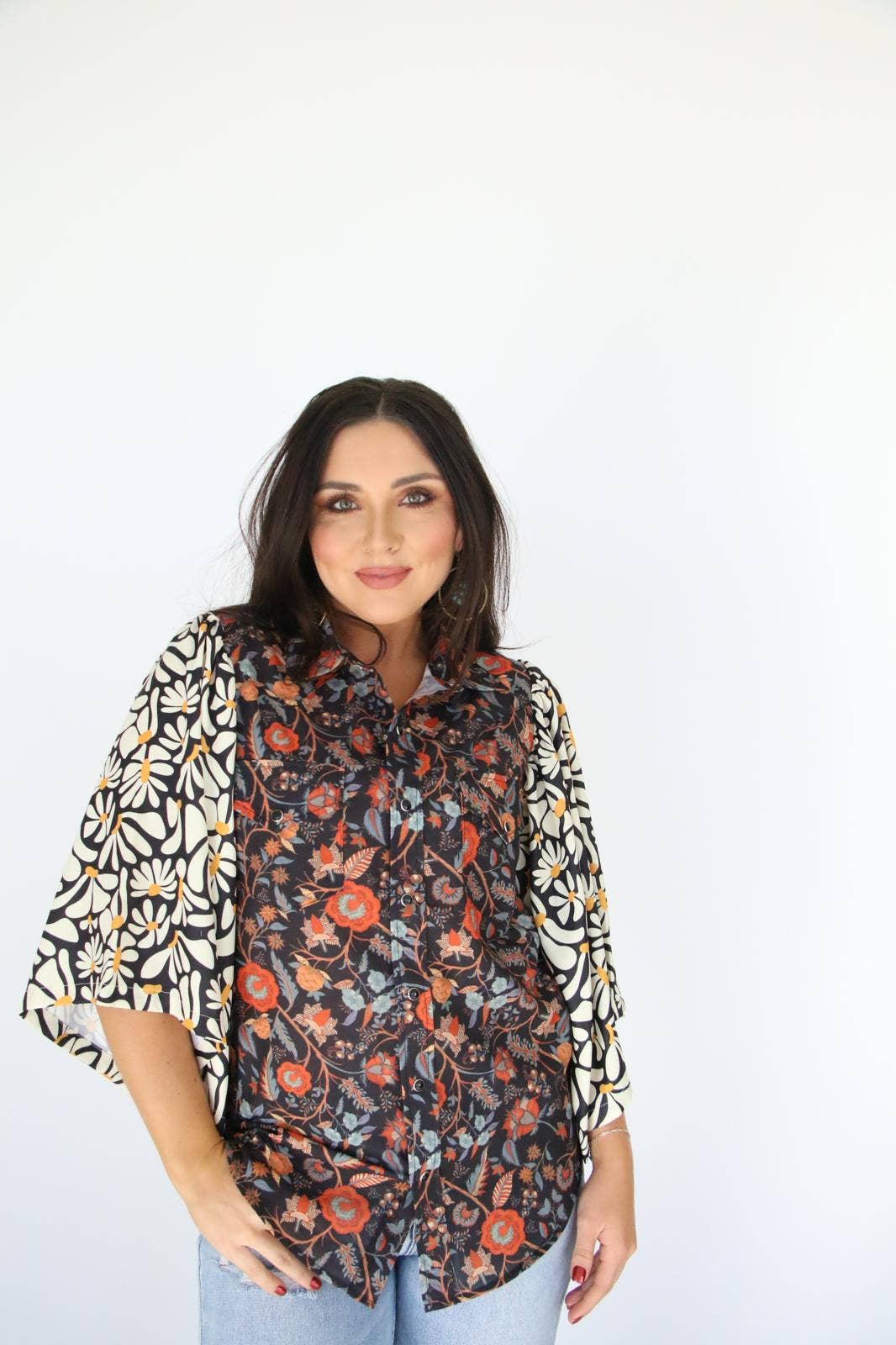 Mixed Pearl Black Floral Top