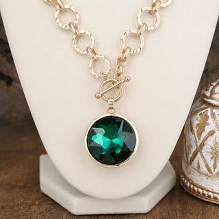 Gilded Radiance Necklace