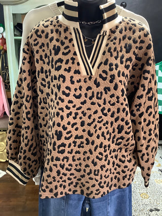 Color Rib Band Accent Textured Top