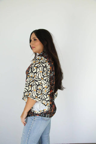 Mixed Pearl Black Floral Top