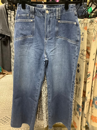 Straight Leg Raw Hem Jeans