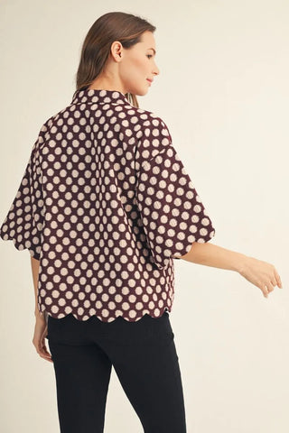 Half Sleeves V-neck Polka Fot Top with Scallop Edge