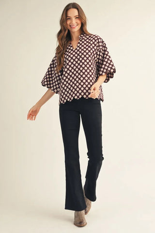 Half Sleeves V-neck Polka Fot Top with Scallop Edge