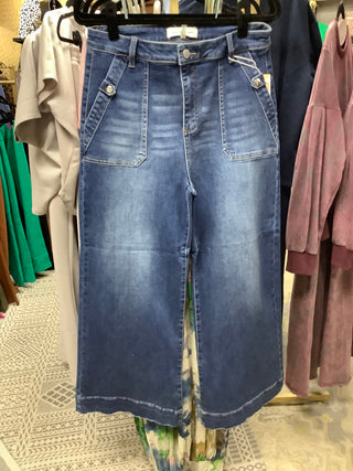 High Rise-Ankle Wide Leg Jeans
