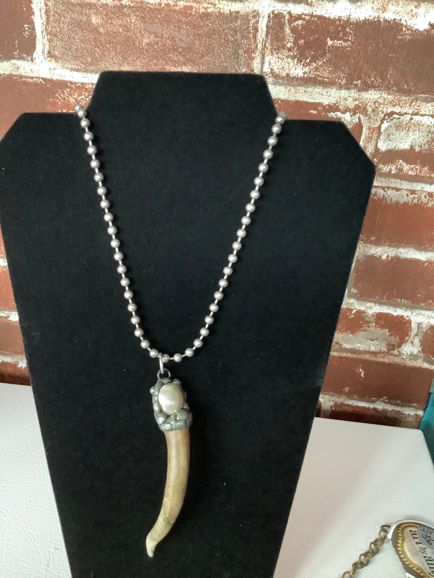 Pearl & Tooth Necklace