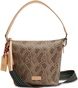 Dizzy Wedge Consuela