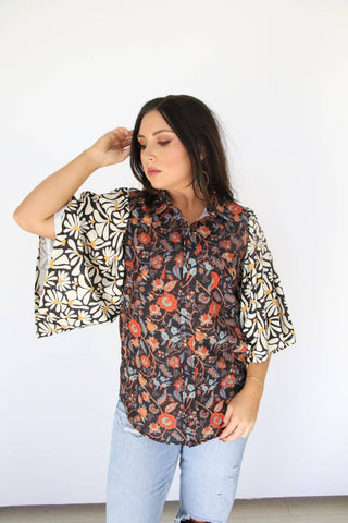 Mixed Pearl Black Floral Top