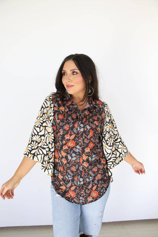 Mixed Pearl Black Floral Top