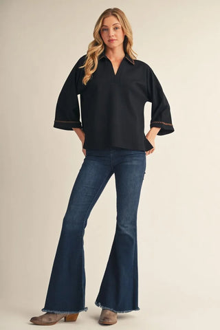 3/4 Sleeves V-neck Solid Top with Embroidered Scallop Edge